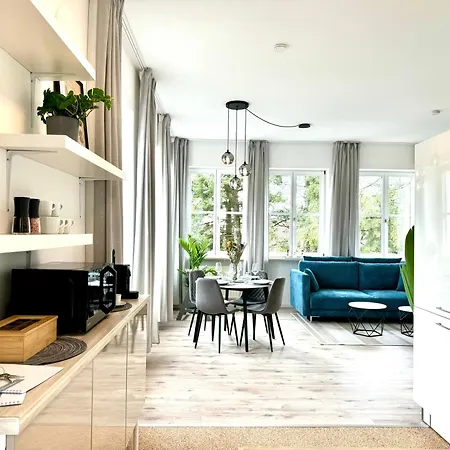 E&k Living - - Design - Kitchen - Free Parking Apartment Gersthofen
