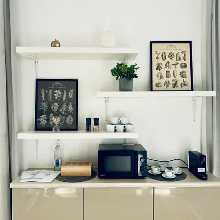 E&k Living - - Design - Kitchen - Free Parking Apartment *